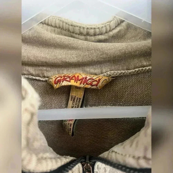 Gramicci Long Sleeve 1/4 Zip Pullover
Sweater Size M - Picture 2 of 4